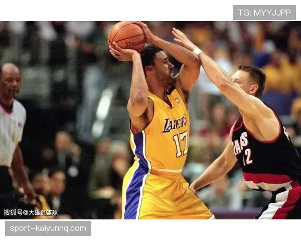 奥斯卡中场组织与进攻串联能力的机制与效能解析