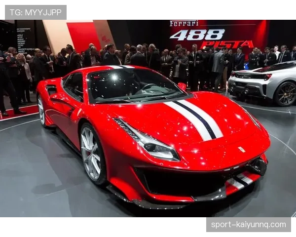 姆巴佩又带着豪车进馆，感觉他家停车场都比我房子大吧？