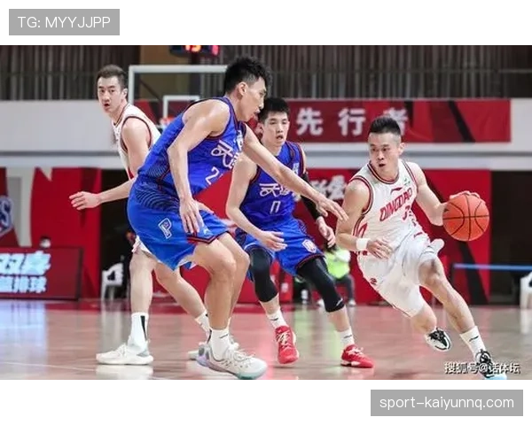 篮球比赛中底线发球规则的具体内容与执行标准有哪些规定